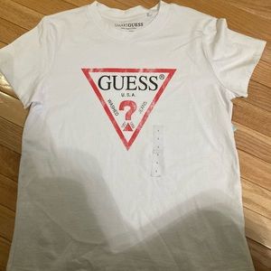 Classic Guess White T-shirt. Women’s Size Large.